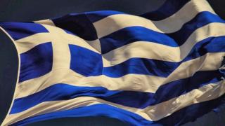 25η Μαρτίου: Δείτε γιατί βγάζουμε την Ελληνική σημαία στα μπαλκόνια