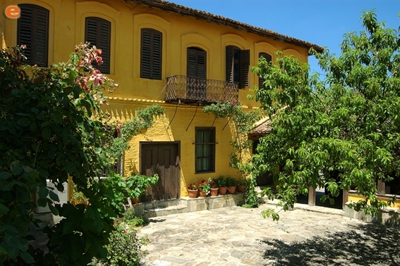 Η εκπαιδευτική δράση για μαθητές ειδικών σχολείων "Αγγίζω-Νιώθω-Γνωρίζω", στο Μουσείο Μετάξης, στο Σουφλί