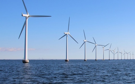 Αντισταθμιστικά οφέλη για τα θαλάσσια αιολικά πάρκα στην Αλεξανδρούπολη και τη Σαμοθράκη.