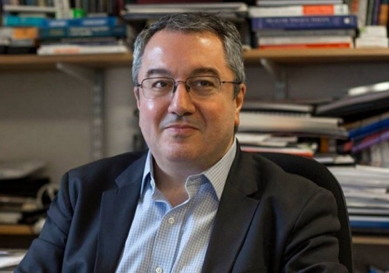 Ενδιαφέρουσα ομιλία του Ηλία Μόσιαλου στην Αλεξανδρούπολη.