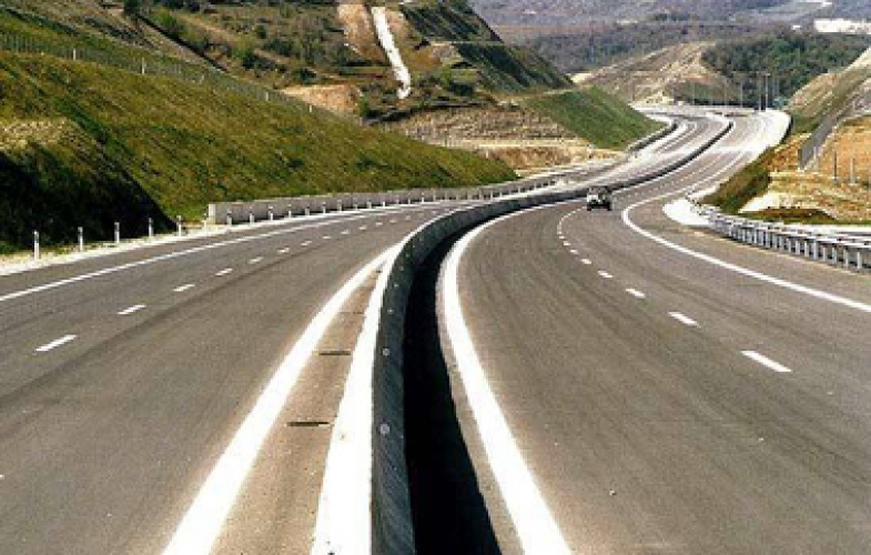 Η κυκλοφορία θα διεξάγεται μέσω της Εθνικής Οδού Κομοτηνής – Πόρτο Λάγους – Ξάνθης.