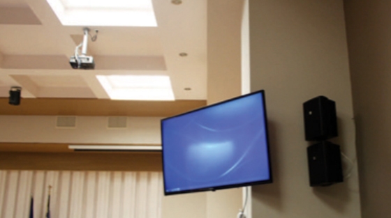 Ζωντανά στις οθόνες των υπολογιστών τους θα μπορούν να παρακολουθούν τις συνεδριάσεις οι πολίτες.