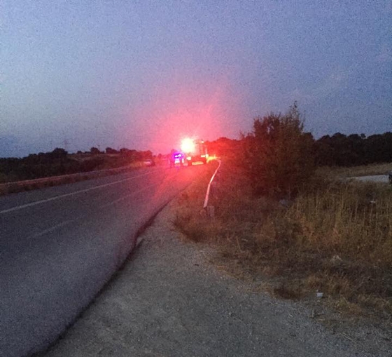 Στο βάθος διακρίνεται ο τόπος του δυστυχήματος.