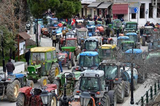 Μαζικές καταλήψεις από αγρότες και κτηνοτρόφους 