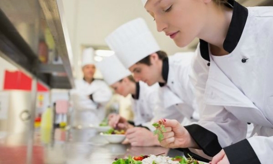 IEK Αλεξανδρούπολης: Προκήρυξη για τις εγγραφές σε ειδικότητες τουριστικών επαγγελμάτων