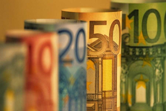 Πως αμοίβονται όσοι εργαστούν τα Χριστούγεννα και την Πρωτοχρονιά