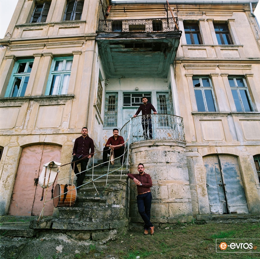 Who is Εβρίτικη Ζυγιά;