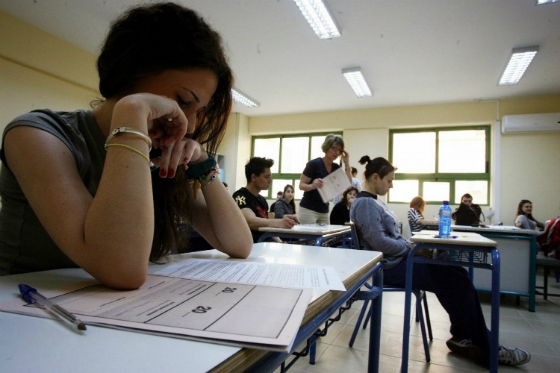 Πανελλήνιες 2017: Πλησιάζει η ώρα των εξετάσεων - Χρήσιμος οδηγός για τους υποψηφίους 