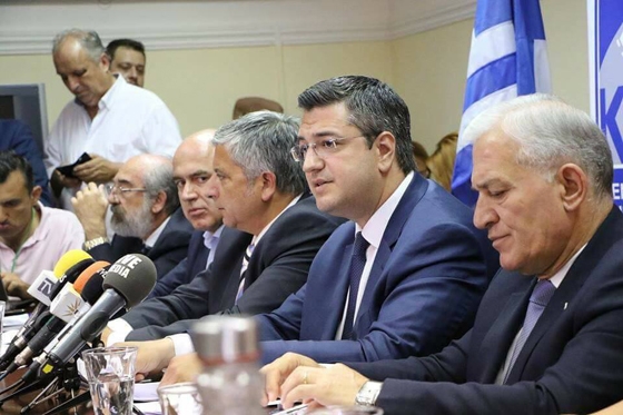 Δημοψήφισμα για την ονομασία των Σκοπίων ζητά η ΚΕΔΕ –  «Παρόντες» Β.Λαμπάκης & Χ.Μέτιος 