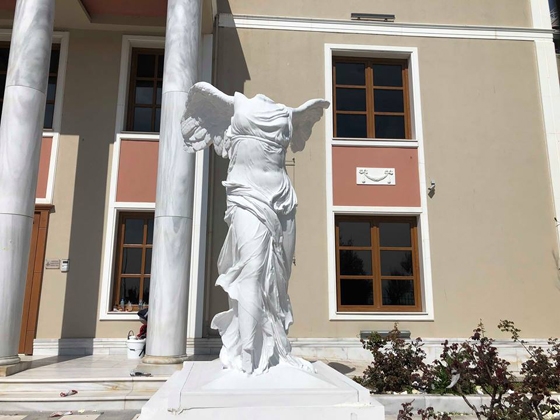 Αυτή είναι η νέα μεγαλόπρεπη «Νίκη της Σαμοθράκης» στην Αλεξανδρούπολη!