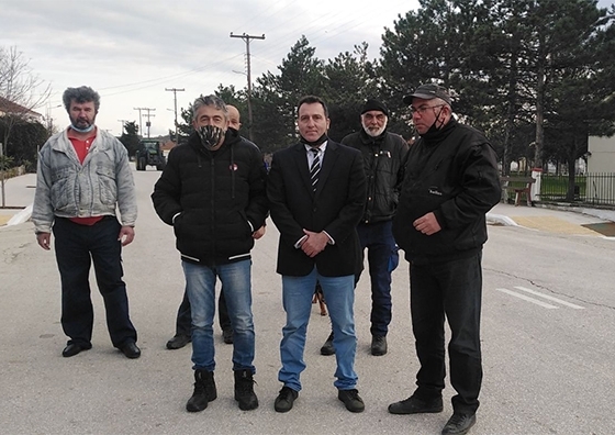 "Ο Έβρος απαιτεί την επιστροφή της σιδηροδρομικής σύνδεσης του, χθες, ούτε σήμερα, ούτε αύριο, πολύ περισσότερο, ούτε κοντά στις εκλογές για να υφαρπάξετε ψήφους" αναφέρει ο κ. Κίρκος