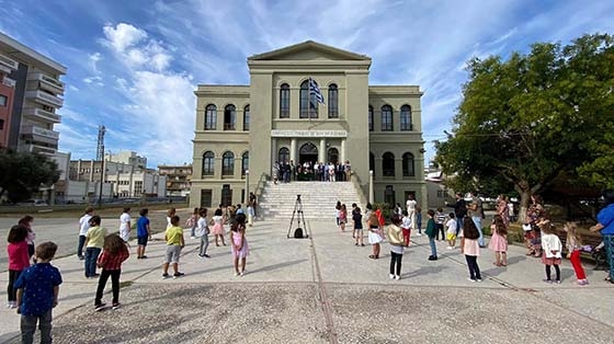 Το πρώτο κουδούνι χτύπησε και στα σχολεία της Αλεξανδρούπολης! (+video)