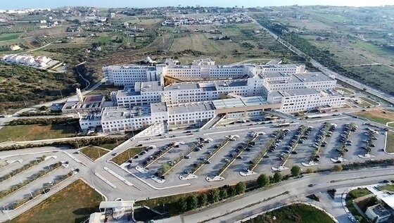 Το Πανεπιστημιακό Γενικό Νοσοκοεμίο Αλεξανδρούπολης.