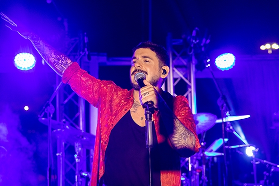 Απογειωτικό live του STAN στο Yacht Club, στο λιμάνι! (pic & video)