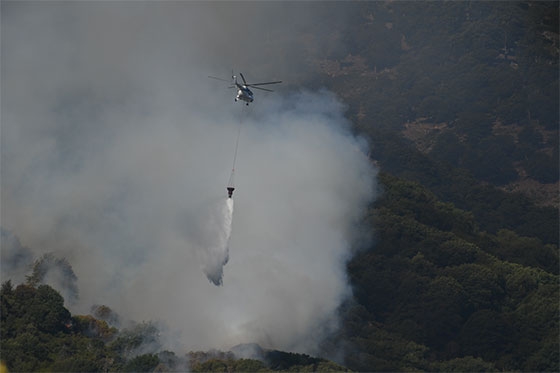 Στιγμιότυπο ρίψης στον πυρήνα της φωτιάς