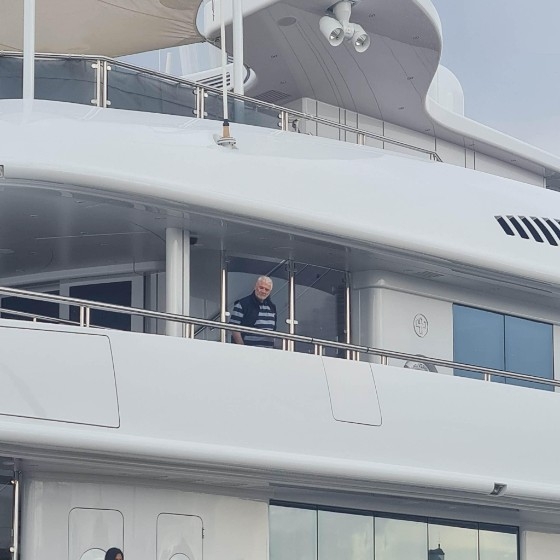 Στο λιμάνι της Αλεξανδρούπολης εθεάθη ο Δημήτρης Μελισσανίδης, με την πολυτελή θαλαμηγό του "Lady Vera"