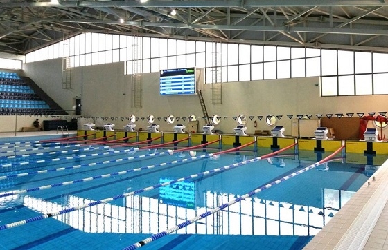 Στην Αλεξανδρούπολη προετοιμάζονται αθλητές και αθλήτριες της Εθνικής Ομάδας Κολύμβησης.