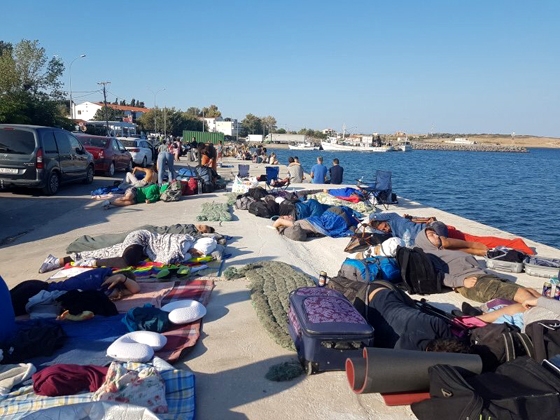 Το twitter ξεσπά για την #Σαμοθράκη - "Η Νίκη της Σαμοθράκης βρίσκεται στο Λούβρο και η ήττα της στο υπουργείο νησιωτικής πολιτικής"