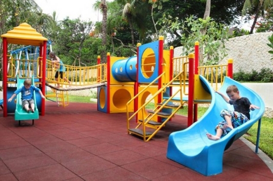 Αλλάζουν όψη οι παιδικές χαρές του δήμου Σαμοθράκης