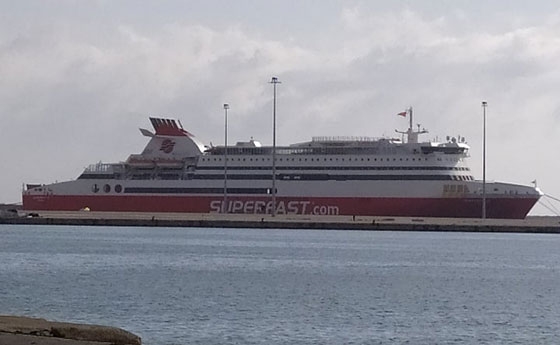 Στην Αλεξανδρούπολη το Superfast ΧΙ για τη φιλοξενία αστυνομικών που επιχειρούν στον Έβρο