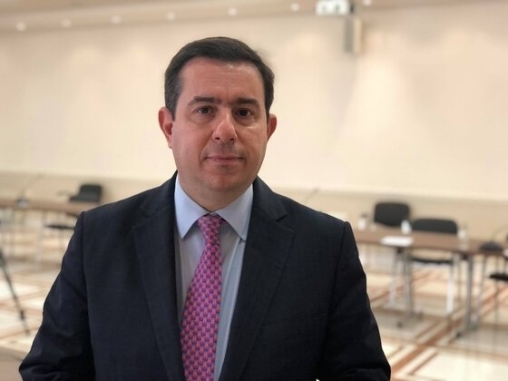 Μηταράκης: Οι διακινητές εργαλειοποιούν τις νησίδες γιατί δεν μπορούν να παραβιάσουν τον φράχτη του Έβρου