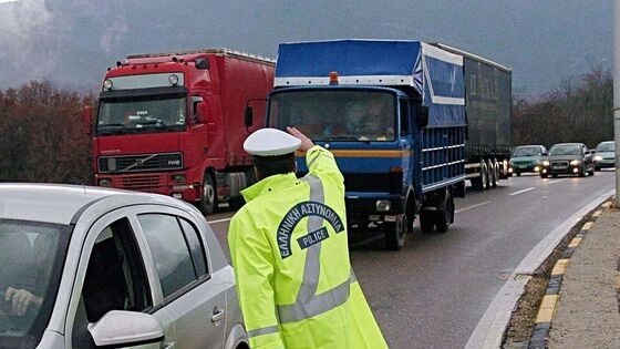 Φορτηγά με πειραγμένους ταχογράφους κινούνται στους δρόμους του Έβρου
