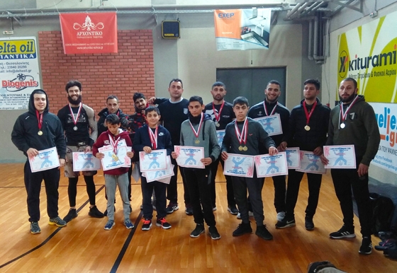 MMA Alexandroupolis: 18 μετάλλια και 2 επαγγελματικές προκρίσεις για τους αθλητές του Παντελίδη Αριστείδη