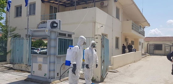 Θετική στον κορονοϊό και η μητέρα του 50χρονου από το Σουφλί - Τουλάχιστον 20 συνάδελφοι του υποβλήθηκαν σε τεστ