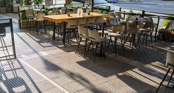 Ανοίγουν και πάλι τα καταστήματα εστίασης που σφραγίστηκαν στην Αλεξανδρούπολη