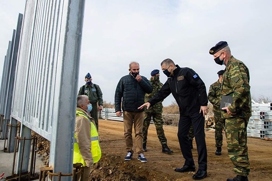 Ο Αλκιβιάδης Στεφανής επισκέφθηκε τον Έβρο - Παρακολούθησε την εξέλιξη των εργασιών του φράχτη (φωτο)