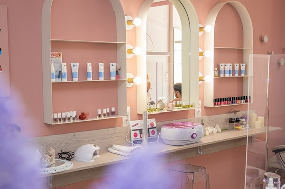 Οι κανόνες για τις υπηρεσίες περιποίησης μανικιούρ-πεντικιούρ