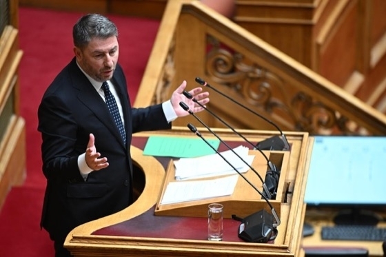Σφοδρή επίθεση επιφύλασσε, όμως, ο κ. Ανδρουλάκης στην κυβέρνηση και για τη Golden Visa