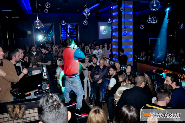 O Stan 'έκανε παιχνίδι' την Πέμπτη στο W - Studio club.