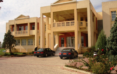 Ζητά την άμεση ανάκληση της μη σύννομης απόφασης του Διοικητή της 4ης ΥΠΕ.