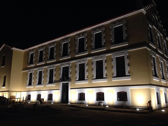 Ολοκληρώθηκε η επισκευή του "πονεμένου" Καπνομάγαζου.