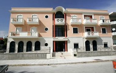 Κάθε Τρίτη και Τετάρτη τα μαθήματα.