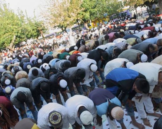 Καλούν τους μουσουλμάνους της Θράκης να ξεσηκωθούν