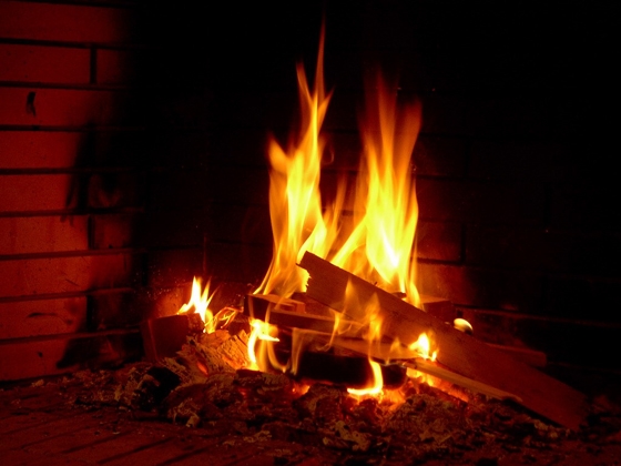 Περιφέρεια ΑΜ-Θ: Χρήσιμες συμβουλές για τη λειτουργία εστιών καύσης