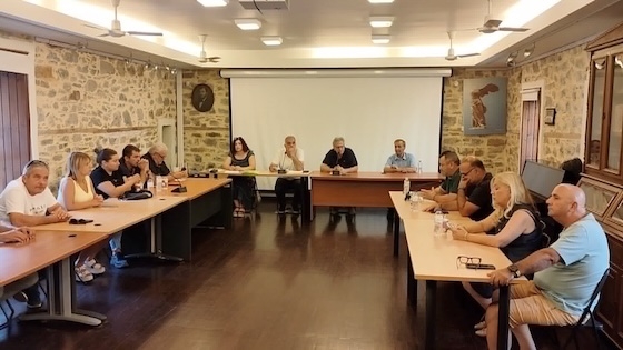 Ένταση στο Δημοτικό Συμβούλιο Σαμοθράκης για τον τραυματισμό του 22χρονου στα Ιαματικά Λουτρά!