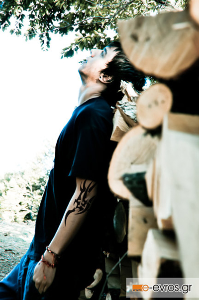 'Σοβαρότις Μηδέν': Σε πρώτη προβολή το νέο video clip.