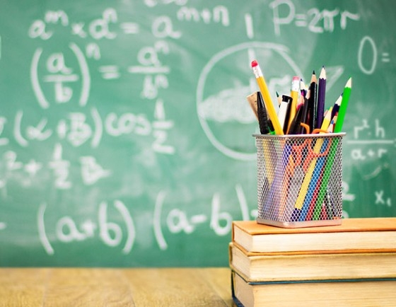 Κοινωνικά φροντιστήρια για τους ωφελούμενους μαθητές του προγράμματος του ΤΕΒΑ.