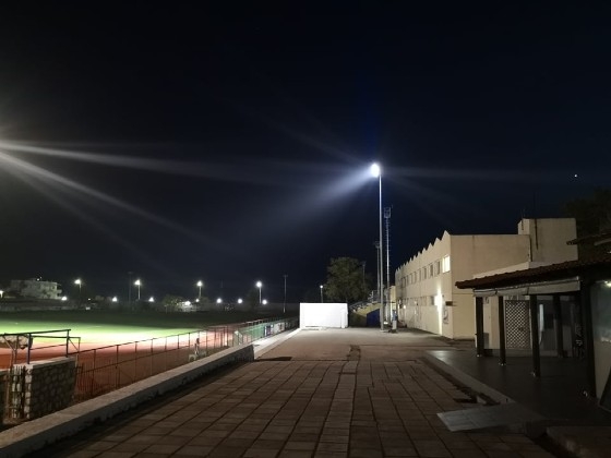 Πιο φωτεινό από ποτέ το στάδιο «Φώτης Κοσμάς»!