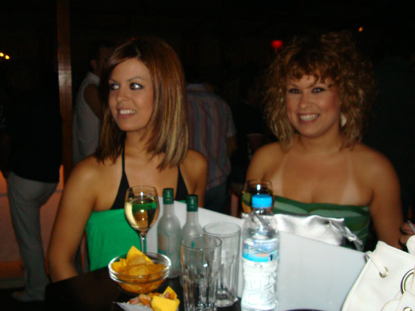 So...simple με καυτές παρουσίες!