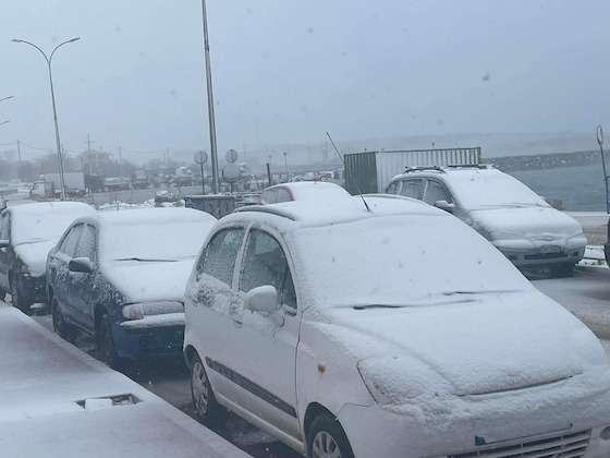 Λευκό το τοπίο στη Σαμοθράκη.