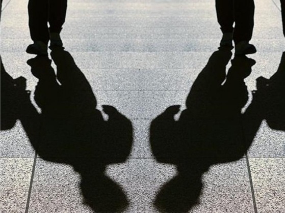 O ένας από τους τέσσερις θύτες έχει ήδη συλληφθεί.