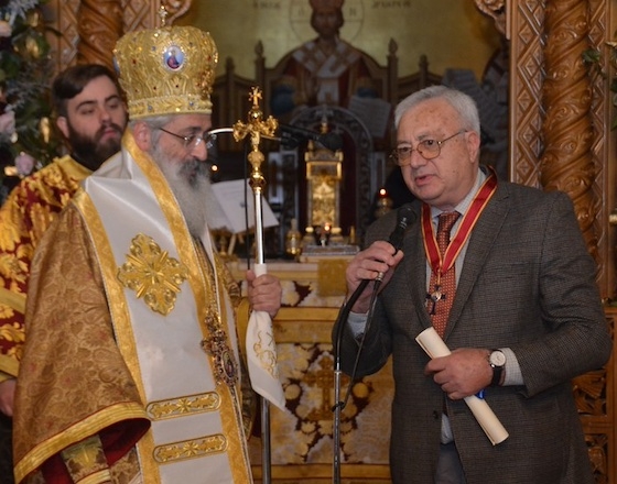 Η βράβευση πραγματοποιήθηκε ως ένδειξη αναγνώρισης και ευγνωμοσύνης για τη μακρόχρονη προσφορά του. (φωτ: Γιάννης Ναλμπάντης)