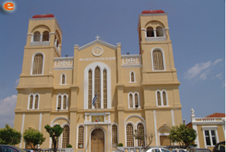 Η Αγρυπνία απευθύνεται σε όσους επιθυμούν να περάσουν αυτήν την εορτή με πνευματικό τρόπο.