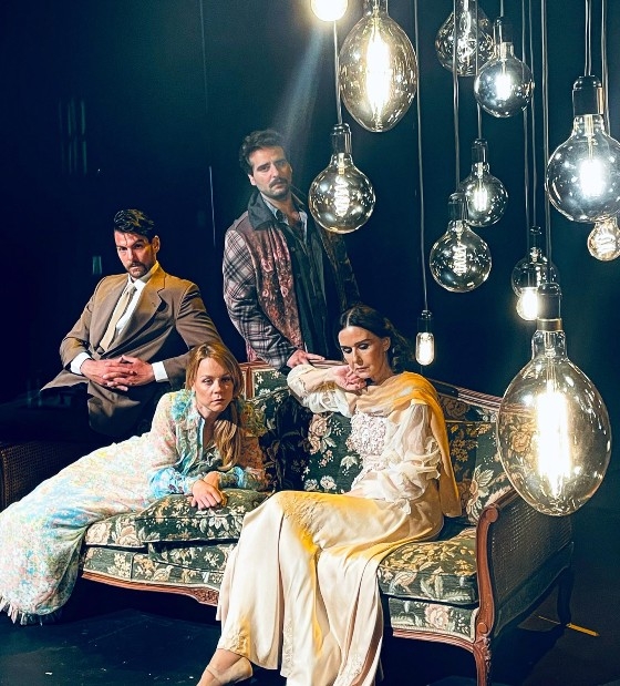 Η παράσταση "O Γυάλινος Κόσμος" έρχεται στο θέατρο Αλτιναλμάζη στην Αλεξανδρούπολη