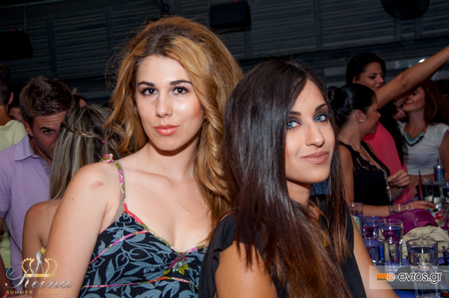 «Pool party» στο Reina summer club με 4ο έτος Ιατρικής.