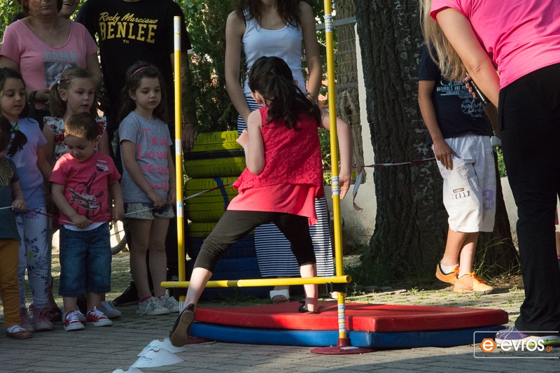 Καλοκαιρινή γιορτή από τον βρεφονηπιακό σταθμό "Αγωγή και Φροντίδα" (φωτος)